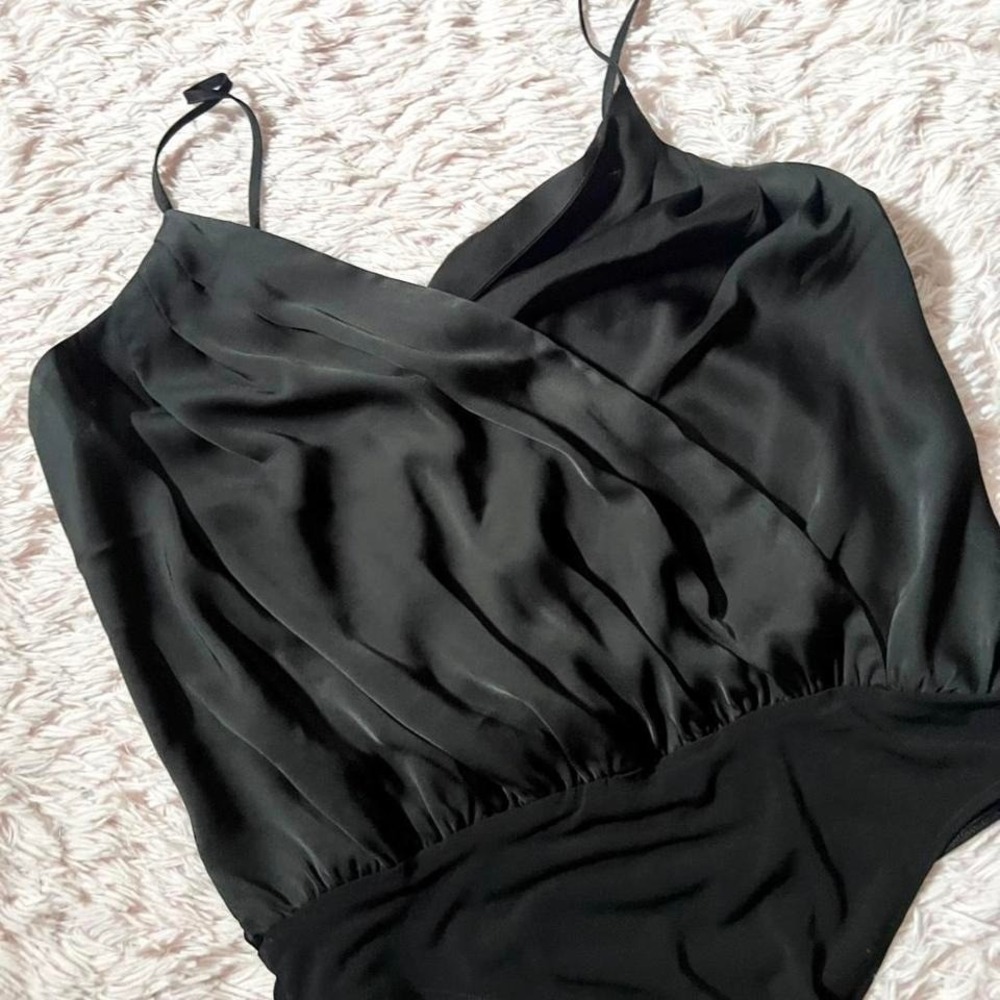 Express Whimsygoth Fairy Grunge Classic Chic Vneck Bodysuit Womens L‎ Minimalist - Picture 2 of 7